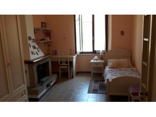 Camera singola ad Ancona centro per studentessa
