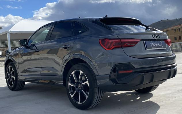 Audi Q3 SPB S Line interno ed esterno 2.0 TDI 150CV S-Tronic 35 - Foto 6