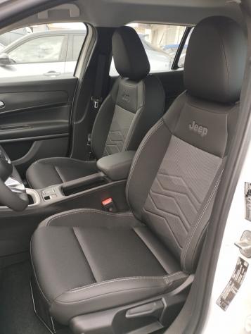Jeep Avenger 1.2 Turbo MHEV Altitude - Foto 9