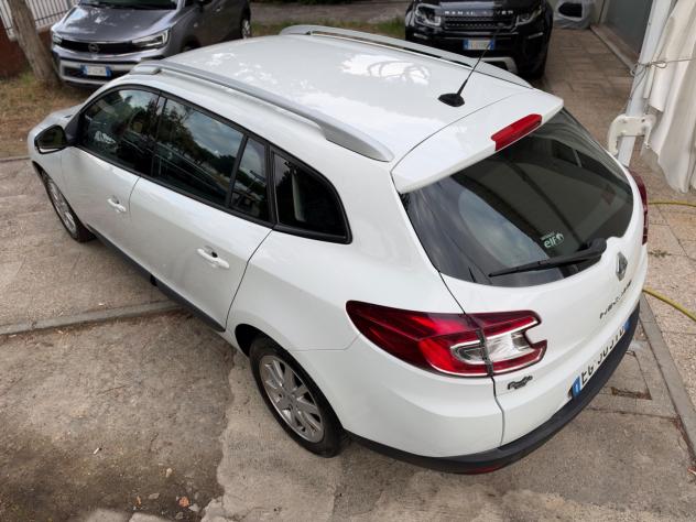 Renault Mane 1.5 dCi 110CV SporTour Attractive - Foto 4