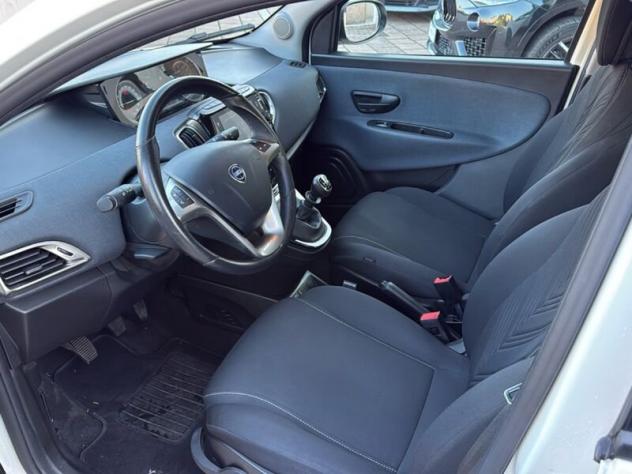 Lancia Ypsilon 1.0 FireFly 5 porte S&S Hybrid Gold - Foto 6