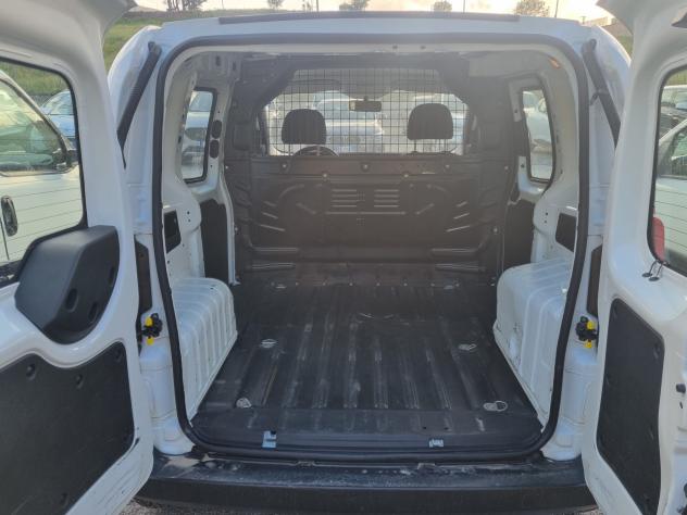 Fiat Fiorino 1.3 MTJ 80CV Anno 10-2020 - Foto 3