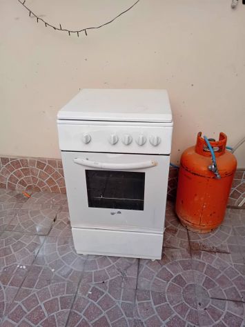 Cucina 4 fuochi gpl + bombola e accessori - Foto 2
