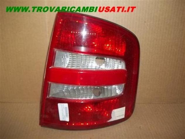 FANALE POST.D.SKODA FABIA '99 SW   SKODA - FABIA 4 porte - 01-08-2011 - 01-04-2007