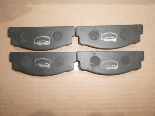 Pastiglie pattini freni anteriori Fiat 128 sport coupe' e Fiat 132 GLS NUOVE - Foto 2