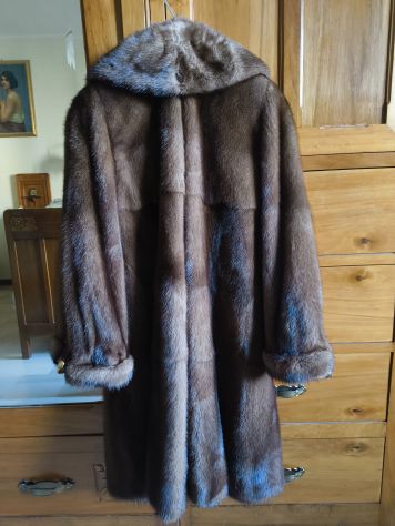 Pregiate Pellicce vintage da donna di visone, castoro, astrakan e rat mousquet - Foto 4