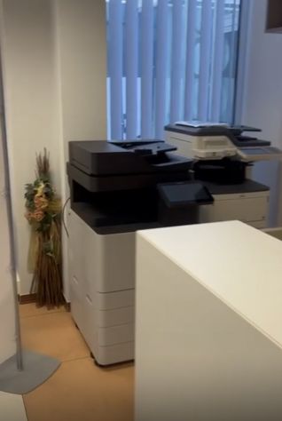 Vendo mobili e attrezzature per ufficio quasi nuovo. - Foto 4
