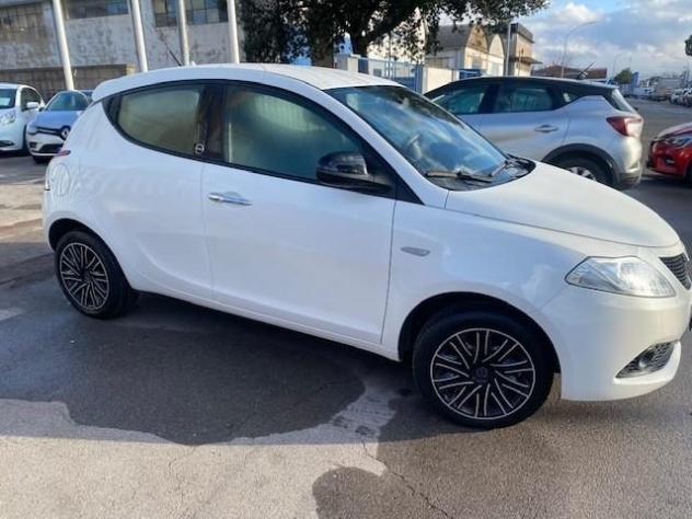LANCIA Ypsilon 5 Porte 1.2 Ecochic 69cv Platinum my19 rif. 21132838 - Foto 2