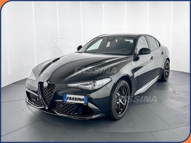 Alfa Romeo Giulia 2.9 V6 Bi-Turbo AT8 Quadrifoglio 510cv - Foto 3