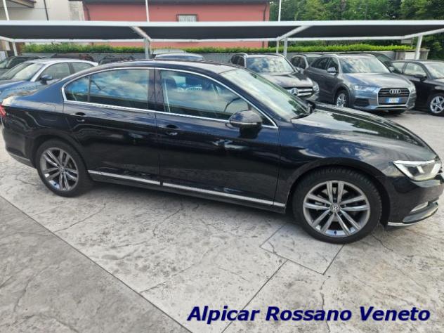 VOLKSWAGEN Passat Berlina TDI HIGHLINE BlueMotion Technology DSG rif. 23689909 - Foto 4