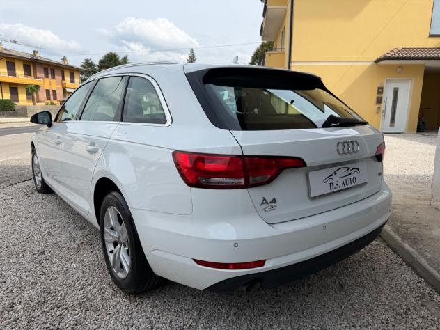 Audi A4 Avant 2.0 TDI 122 CV Manuale - Foto 5