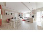 ZONA LORENTEGGIO SPLENDIDO TRILOCALE RISTRUTTURATO     2 CAMERE 2 BAGNI 2 B &hellip;