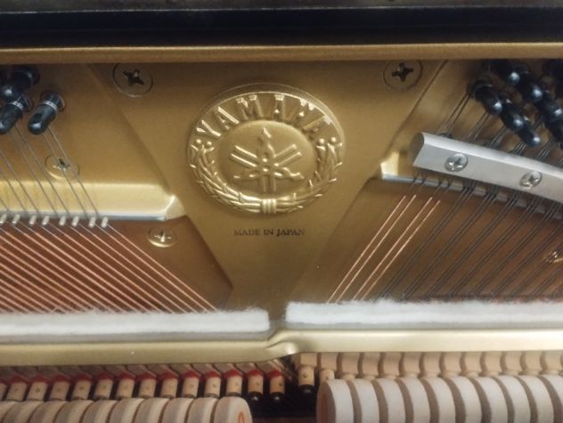 Pianoforte Yamaha U1 A con trasporto e panca inclusi - Foto 4