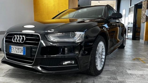 AUDI A4 Avant 2.0 TDI 150 CV multitronic S LINE rif. 24101842