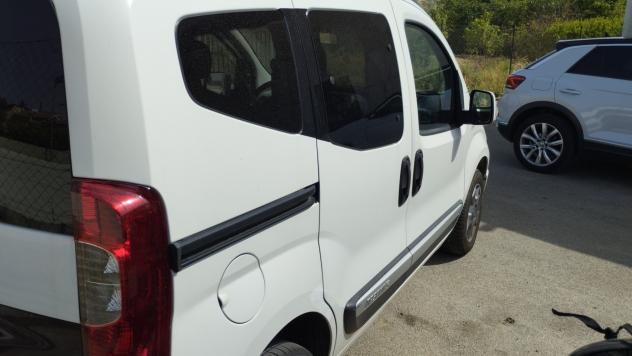 Fiat Qubo 1.3 MJT 95 CV Trekking - Foto 3