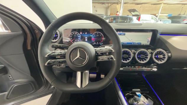 Mercedes-Benz GLA GLA 200 d AMG Line Edition #tettoapribile - Foto 7