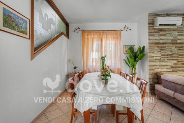 Villa di 200 m² con 5 locali in vendita a Locate Varesino - Foto 13