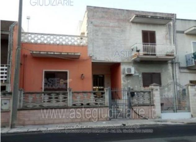 IMMOBILI-IMMOBILE RESIDENZIALE-via Domenico Savino, 129 - frazione Talsano