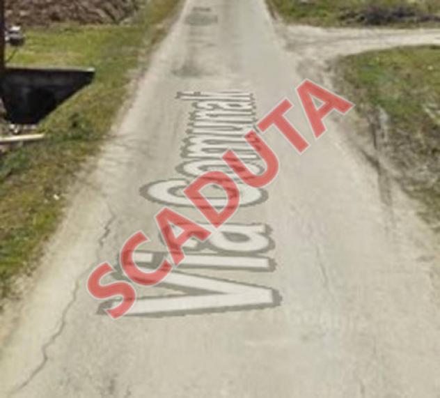 Immobile in asta di 175 m² con più di 5 locali in vendita a Rieti