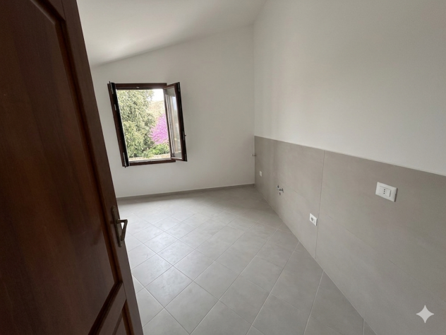 Appartamento in affitto a Ponsacco 250 mq Rif: 1426732