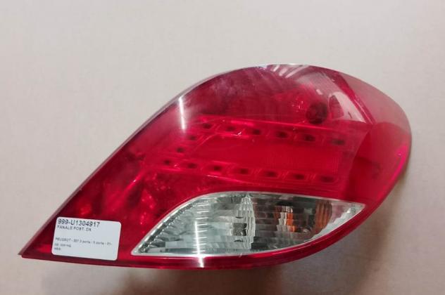 FANALE POST. DX 999-U1304917 Parti elettriche  Fanaleria  Fanali  Fanale post. dx. PEUGEOT - 207 3 porte / 5 porte - 01-07-2009 - 01-08-2014