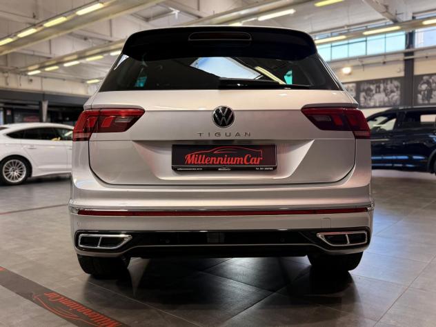 Volkswagen Tiguan 2.0 TDI SCR 110KWR-Line DSG chilometri certificati Casamadre, possibilità di estensione garanzia Casamadre. - Foto 7
