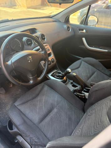 Peugeot 308 1.6 HDi 90CV FAP 5p. Premium - Foto 8