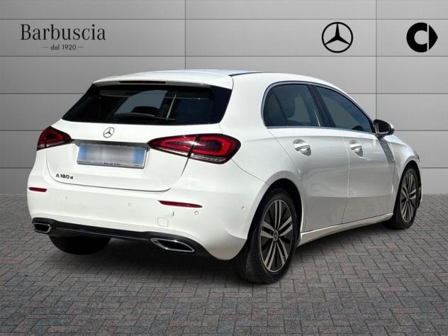 Mercedes-Benz Classe A - W177 2018 - A 180 d Business Extra auto - Foto 3