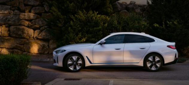 BMW i4 eDrive 35 Msport Pro rif. 24050697 - Foto 3