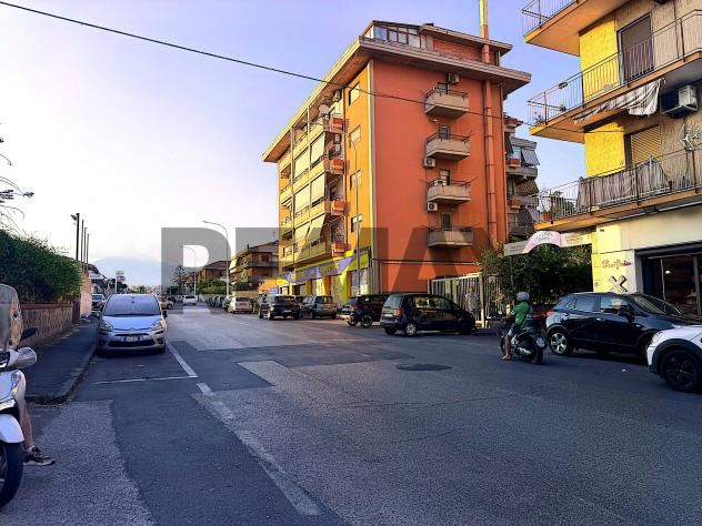 Garage/Box in vendita a Catania, Viale Rapisardi