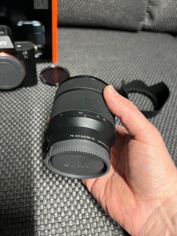 Fotocamera reflex digitale Sony Alpha 7 II con obiettivo FE 28–70 mm nero - Foto 4