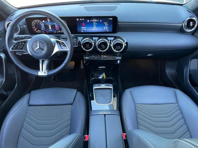 Mercedes-Benz Classe A Berlina A 180 d Line Advanced Plus - Foto 10