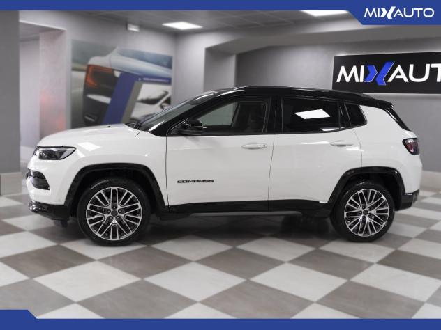 Jeep Compass 1.5 Turbo T4 MHEV Summit 2WD 130CV DCT - Foto 3