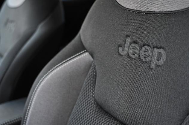 Jeep Renegade 1.6 Mjt 130 CV Limited - Foto 9