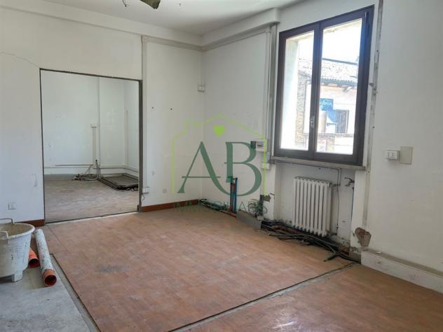 Trilocale nel cuore del centro storico - Foto 4