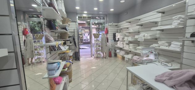 LOCALE COMMERCIALE CENTRALISSIMO - Foto 4