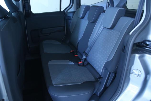Ford Tourneo Courier 1.0 EcoBoost 125CV Titanium / Luci diurne LED - Foto 8
