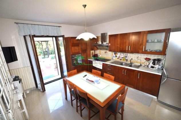 Prestigiosa Villa con giardino " Cimilla " - Foto 9