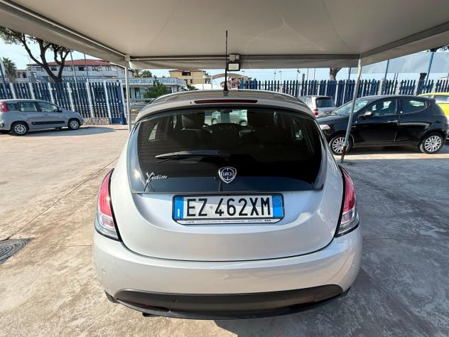 Lancia Ypsilon 1.2 69 CV 5 porte Gold - Foto 4