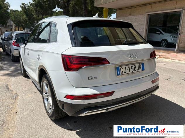 AUDI - Q5 - 35 TDI S tronic Business Advanced Hibrid - Foto 5