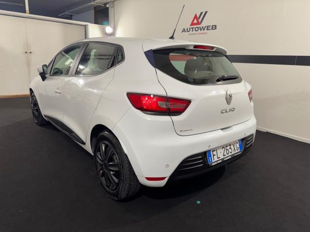 Renault Clio dCi 8V 90CV Start&Stop 5 porte Energy Intens - Foto 6