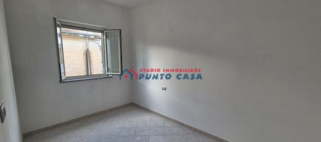 VIA MICHELE AMARI – Appartamento al 3° e ultimo p. s/a – 70mq ca. – 3 vani + acc. Ristrutturato. Euro 69 mila CL E - Foto 5