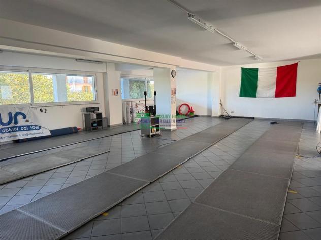 Rif.9930 - Ufficio in locazione zona "C.so Vittorio Veneto" - Foto 10