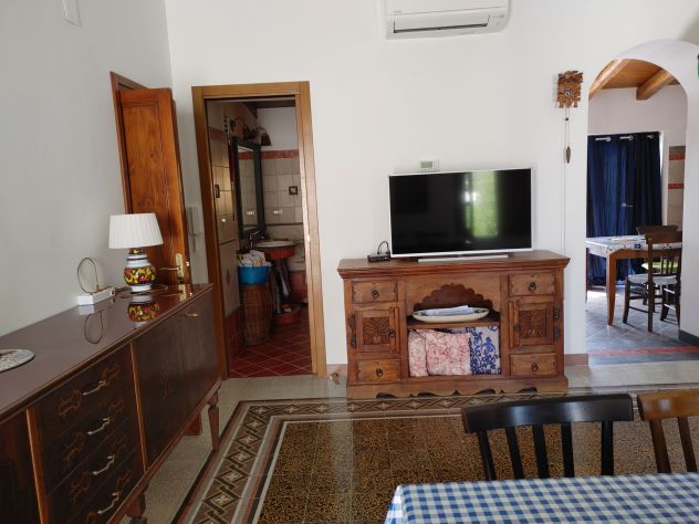 Appartamento in collina, non lontano dal mare con vista golfo di Patti e eolie.