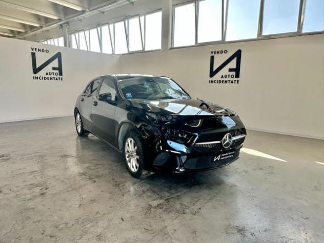 MERCEDES-BENZ A 180 D AUTOMATIC BUSINESS rif. 24088796