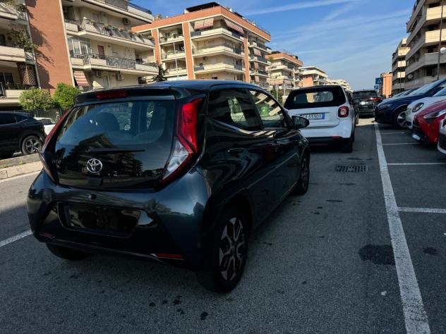 Toyota Aygo Connect 1.0 VVT-i 72 CV 5 porte x-play LED NAVI KAMERA PDC CERCHI 16 - Foto 6