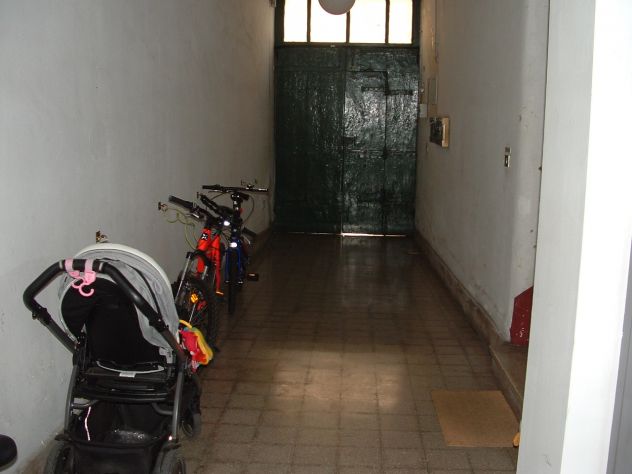 ALBANO LAZIALE. CORSO MATTEOTTI. LOCALE IN VENDITA - MAGAZZINO P.T. - Foto 4