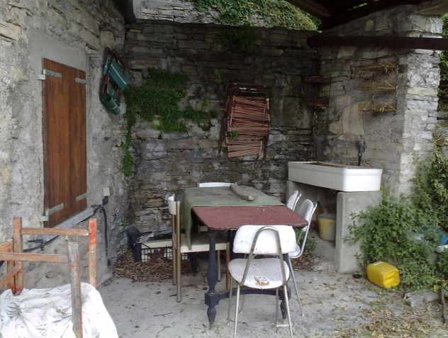 Vendesi tipica casa in sasso censita A4 di due locali con 1830 mq di terreno. - Foto 7