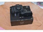 Fujifilm X-T1 con VG-XT1 NUOVISSIMA + due batterie nuove