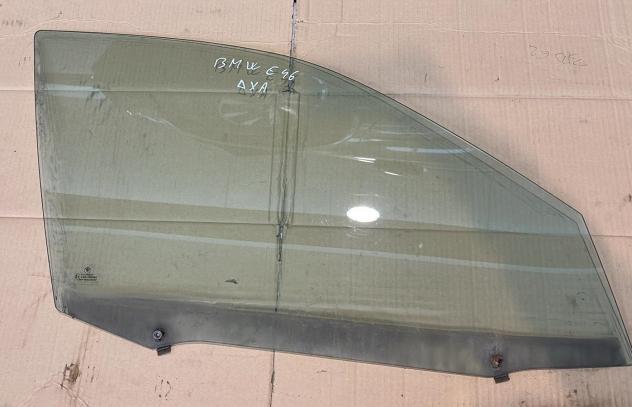 VETRO SCENDENTE ANTERIORE DESTRO BMW Serie 3 E46 Touring (9801)